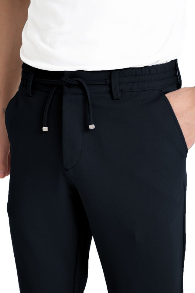 Varetta Erkek Lacivert Armürlü Cepli Düz Paça Regular Jogger Pantolon