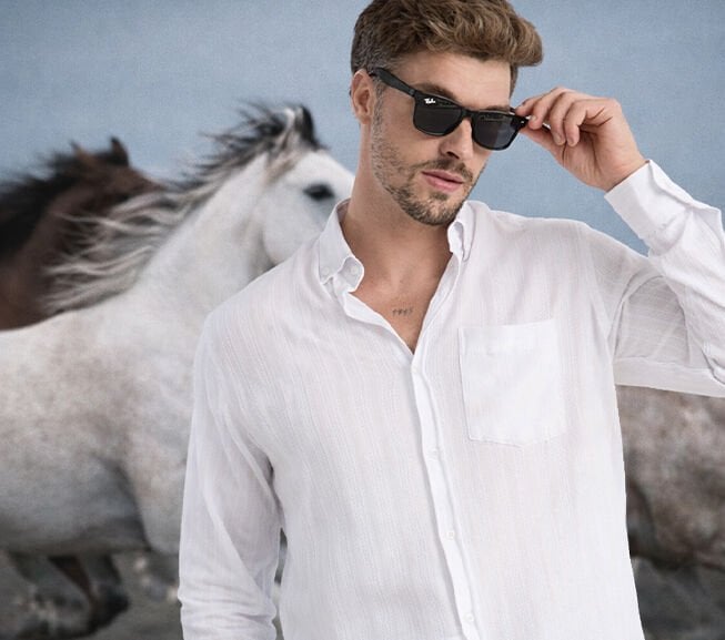 Varetta Erkek Beyaz Gömlek Likralı Uzun Kollu Cepli Rahat Kalıp Salaş Dökümlü Pamuklu Günlük Şık Model