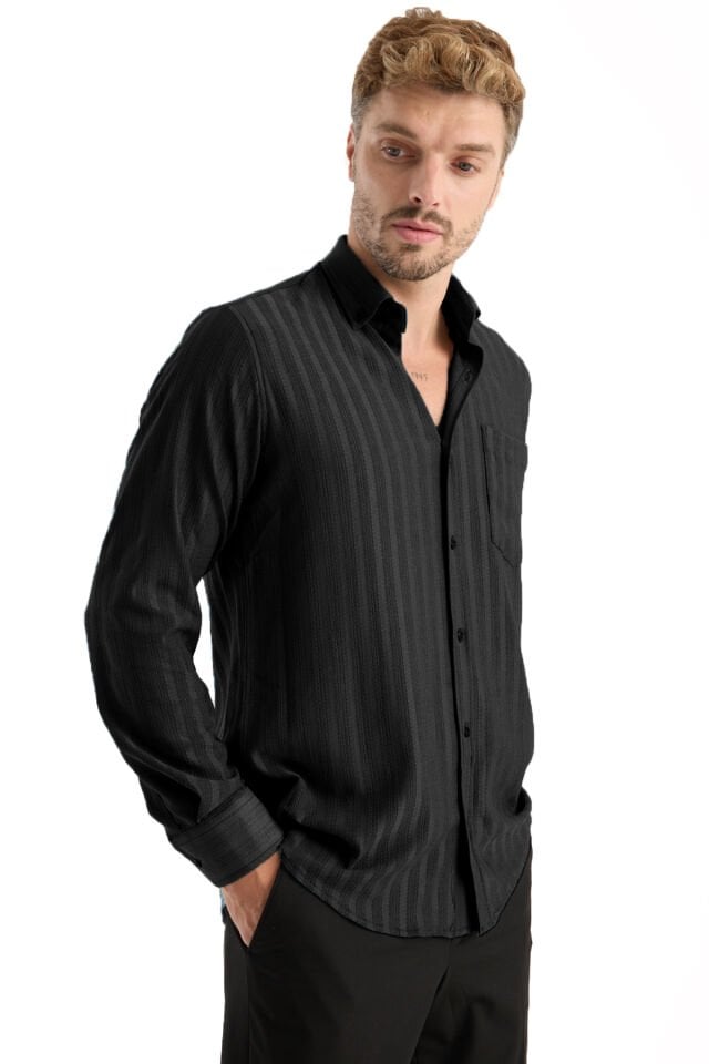Varetta Erkek Siyah Gömlek Likralı Uzun Kollu Cepli Rahat Kalıp Salaş Dökümlü Pamuklu Günlük Şık Model