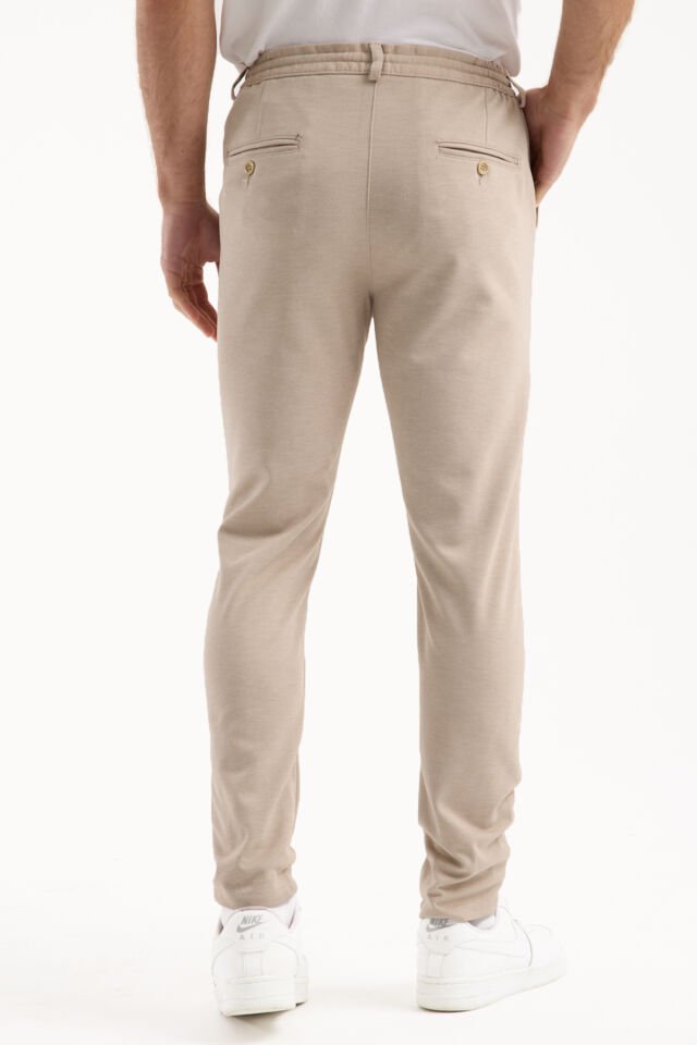 Varetta Erkek Kum Beji Jogger Pantolon – Lastikli Bel, Likralı, Regular Fit Jogger